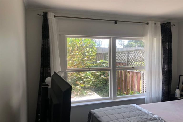Photo of property in 4/1 Hythe Terrace, Mairangi Bay, Auckland, 0630
