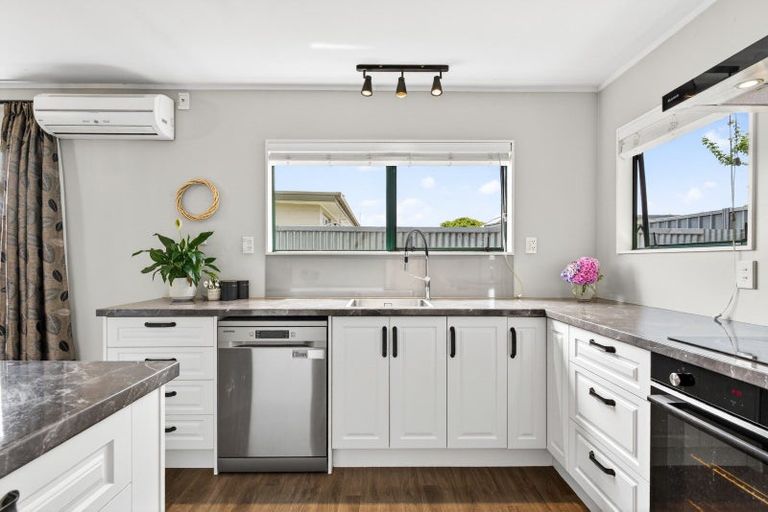 Photo of property in 804 Lyell Street, Akina, Hastings, 4122