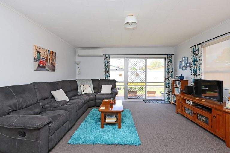Photo of property in 2/84a Gloucester Street, Greenmeadows, Napier, 4112