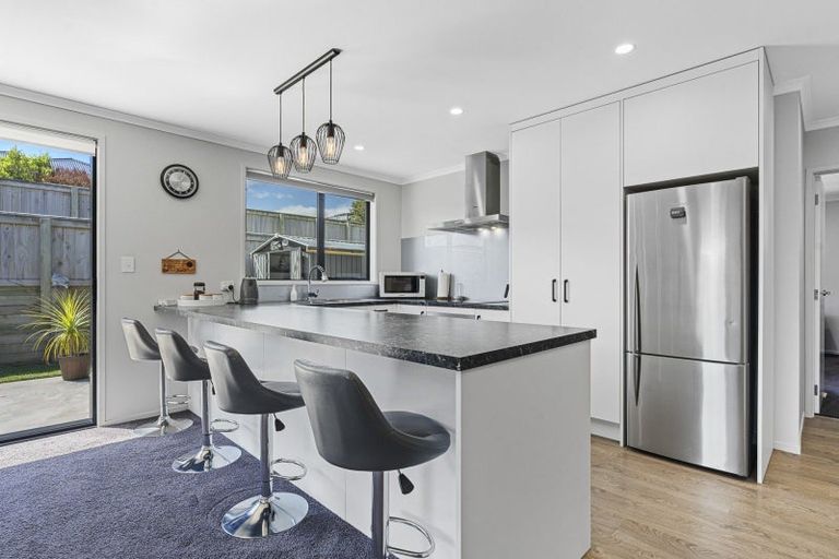 Photo of property in 12 Manakohi Street, Spotswood, New Plymouth, 4310