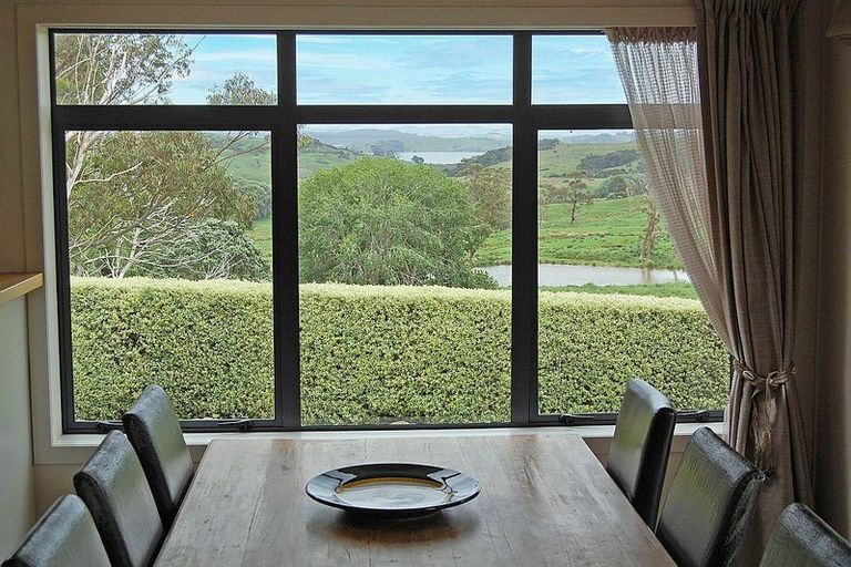 Photo of property in 1104 Oneriri Road, Kaiwaka, 0573