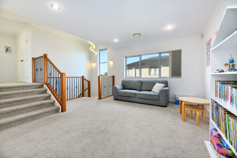 Photo of property in 31 Syrah Crescent, Ranui, Auckland, 0612