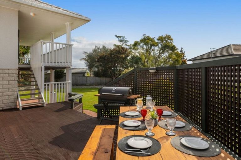 Photo of property in 9 Hinton Place, Pyes Pa, Tauranga, 3112