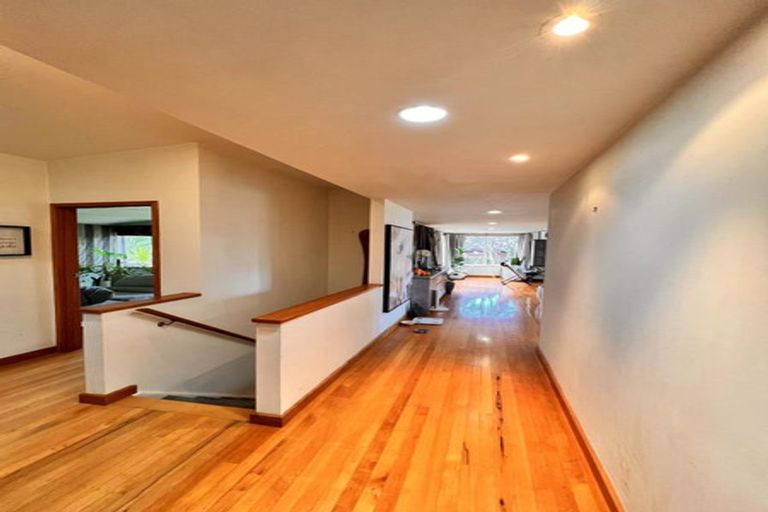 Photo of property in 14 Cloverly Crescent, Campbells Bay, Auckland, 0630
