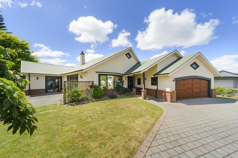 Photo of property in 6 Flemington Lane, Awapuni, Palmerston North, 4412