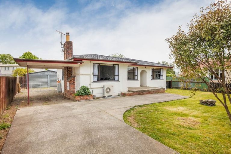 Photo of property in 71 Bridge Street, Bulls, 4818