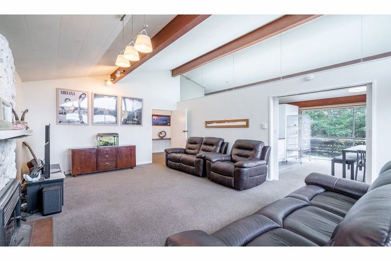 Photo of property in 21 Lewis Street, Gore, 9710