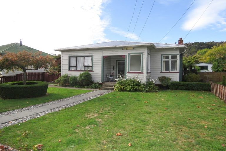 Photo of property in 57 Dick Street, Reefton, 7830