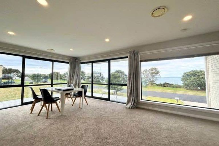 Photo of property in 347 Pinecrest Drive, Gulf Harbour, Whangaparaoa, 0930