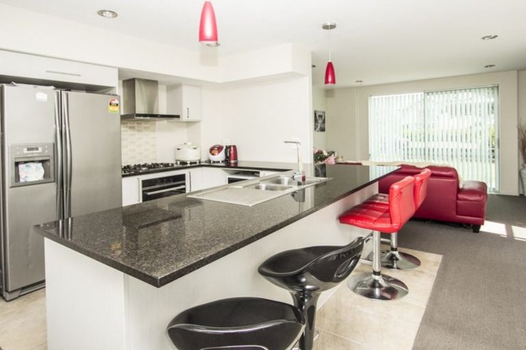 Photo of property in 153 Porchester Road, Takanini, 2112