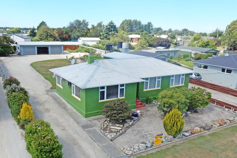 Photo of property in 8 London Street, Weston, Oamaru, 9401