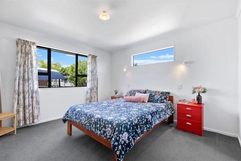 Photo of property in 12 Takapu Place, Bromley, Christchurch, 8062
