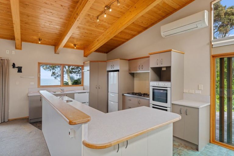 Photo of property in 47 Whakamoenga Point, Acacia Bay, Taupo, 3385