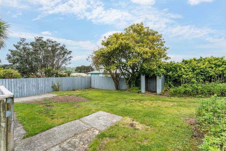 Photo of property in 421 Warspite Avenue, Ascot Park, Porirua, 5024