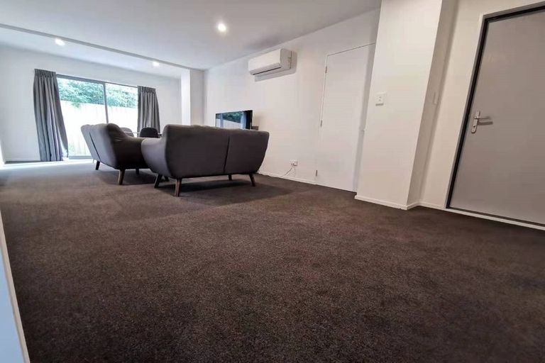 Photo of property in 1/2 Montana Avenue, Ilam, Christchurch, 8041