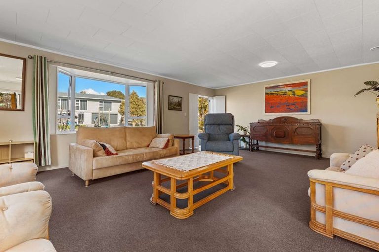 Photo of property in 41 Tawavale Street, Pukehangi, Rotorua, 3015