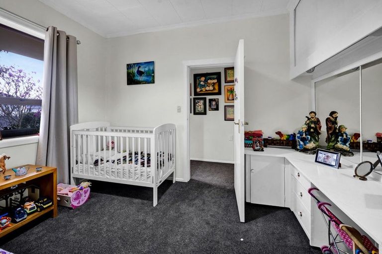 Photo of property in 35 Brown Street, Inglewood, 4330