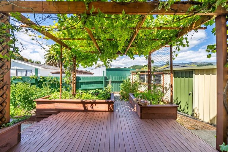 Photo of property in 14 Riversdale Road, Clouston Park, Upper Hutt, 5018