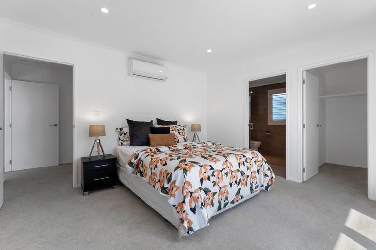 Photo of property in 5 Butler Place, Fitzherbert, Palmerston North, 4410