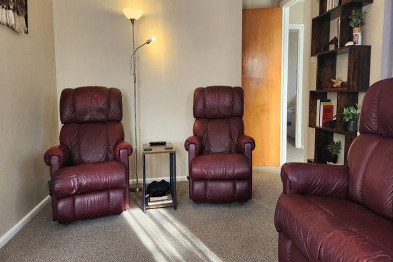 Photo of property in 18 Coverdale Street, Onekawa, Napier, 4110