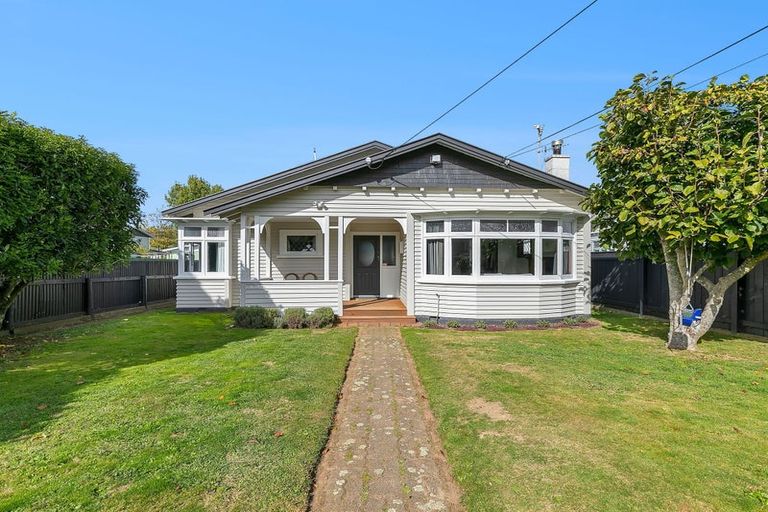 Photo of property in 38 Palmer Crescent, Silverstream, Upper Hutt, 5019