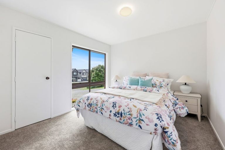 Photo of property in 178 Prince Regent Drive, Farm Cove, Auckland, 2012