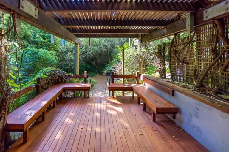 Photo of property in 9 Sherwood Lane, Cashmere, Christchurch, 8022