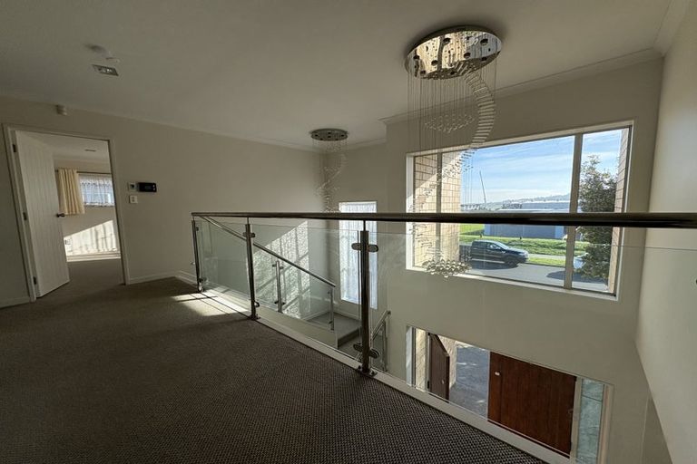 Photo of property in 9 Bush View Place, Flat Bush, Auckland, 2019