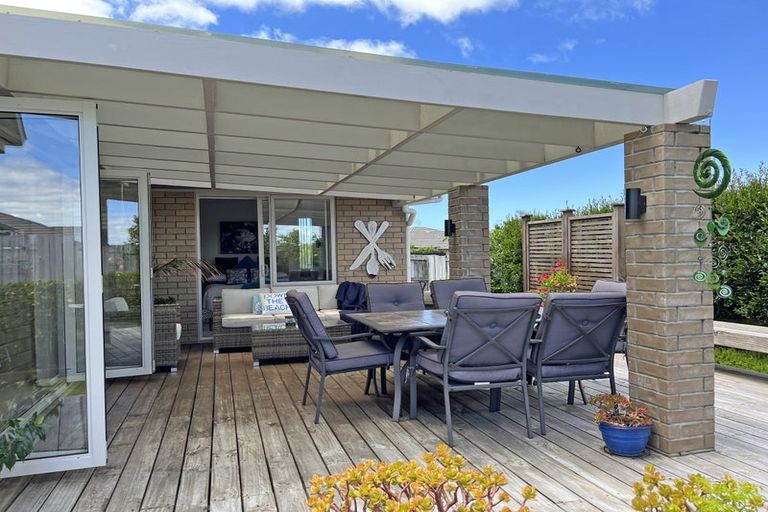 Photo of property in 36 Plover Street, One Tree Point, 0118