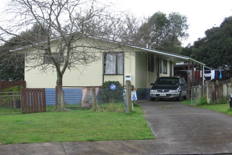 Photo of property in 13 Sheralee Place, Red Hill, Papakura, 2110