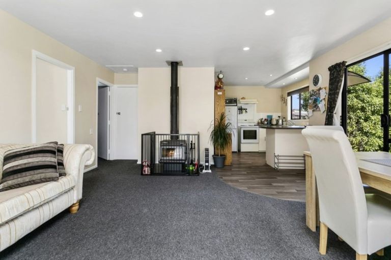 Photo of property in 32a Tamatea Road, Taupo, 3330