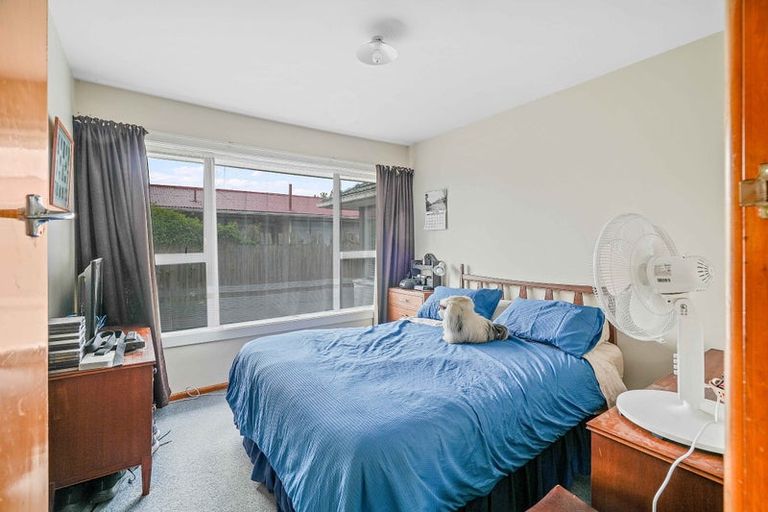 Photo of property in 6 Skerten Avenue, Hornby, Christchurch, 8042