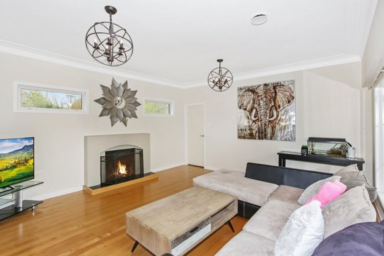Photo of property in 15 Brian Wood Lane, Karaka, Papakura, 2580