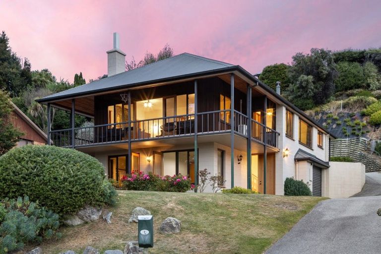 Photo of property in 7 Sycamore Place, Wanaka, 9305