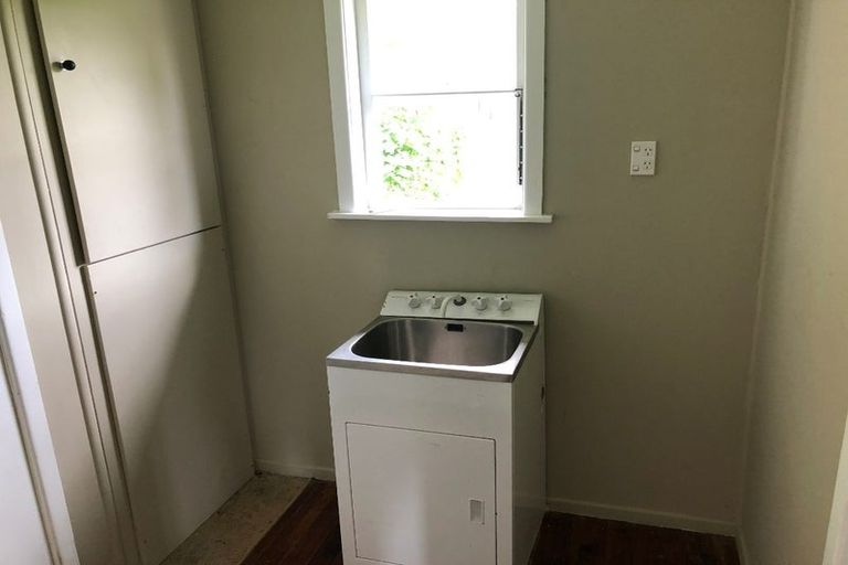 Photo of property in 11 Pukemiro Road, Te Kamo, Whangarei, 0112