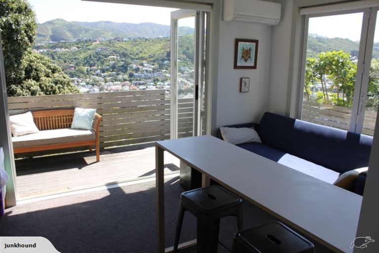 Photo of property in 203 Melbourne Road, Island Bay, Wellington, 6023