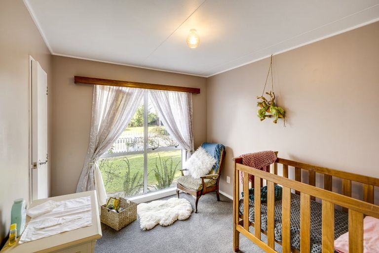 Photo of property in 6 Burton Crescent, Flaxmere, Hastings, 4120