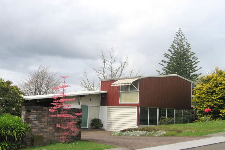 Photo of property in 13 Matipo Avenue, Pomare, Rotorua, 3015