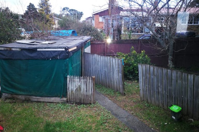 Photo of property in 5 Sari Place, Massey, Auckland, 0614