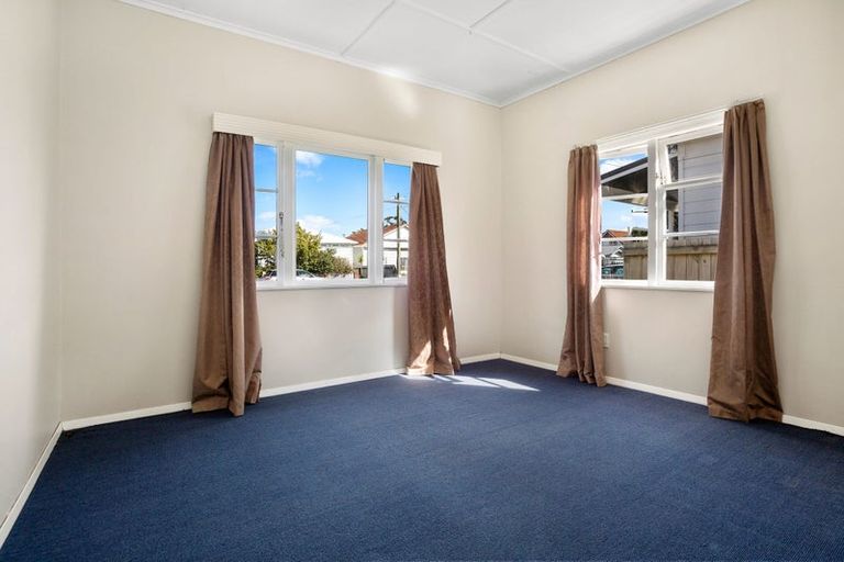 Photo of property in 7 Huia Street, Petone, Lower Hutt, 5012