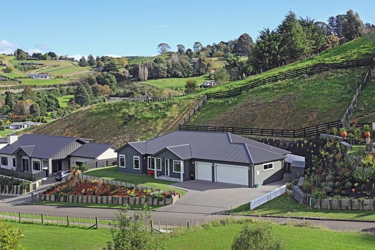 Photo of property in 3a Ridgeway Terrace, Taradale, Napier, 4112