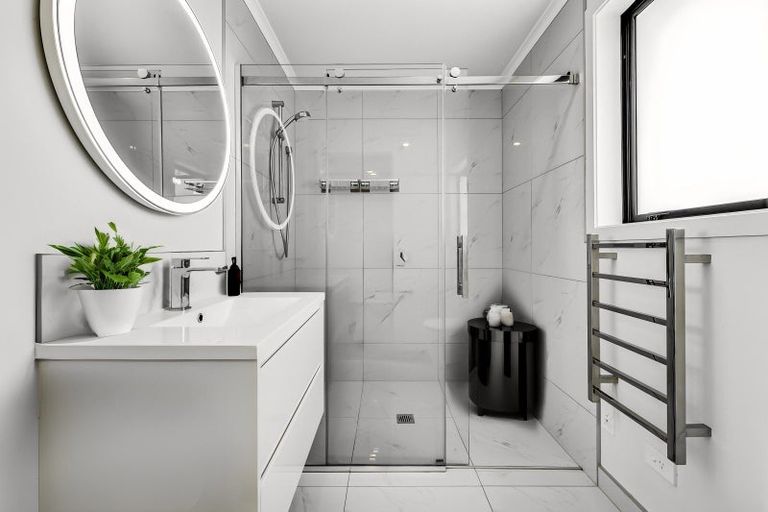 Photo of property in 2 Kukari Close, Flagstaff, Hamilton, 3210