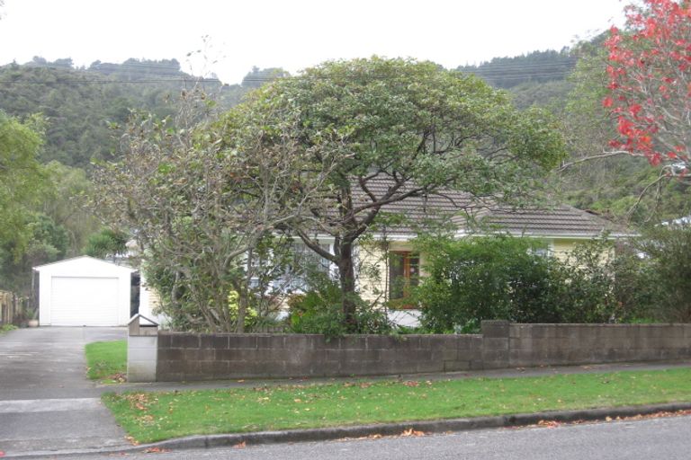 Photo of property in 61 Tawhai Street, Stokes Valley, Lower Hutt, 5019