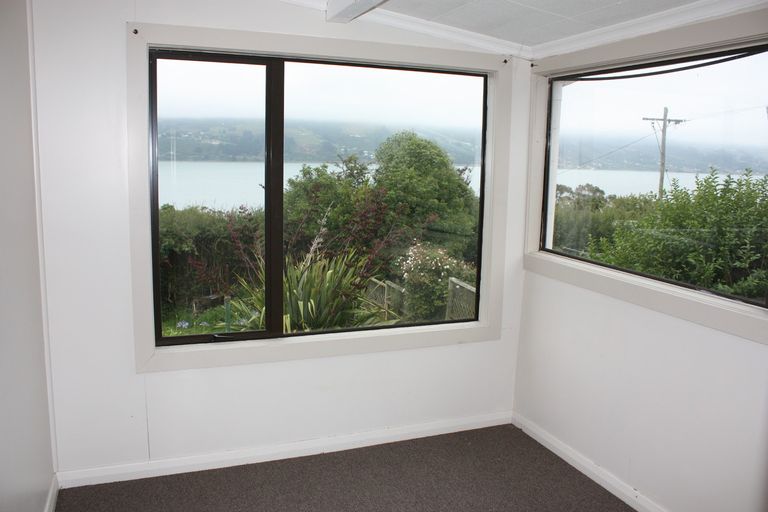Photo of property in 31 Marion Street, Macandrew Bay, Dunedin, 9014
