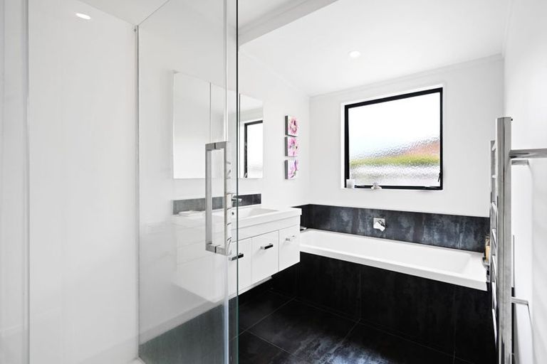 Photo of property in 11 Azimuth Place, Flagstaff, Hamilton, 3210