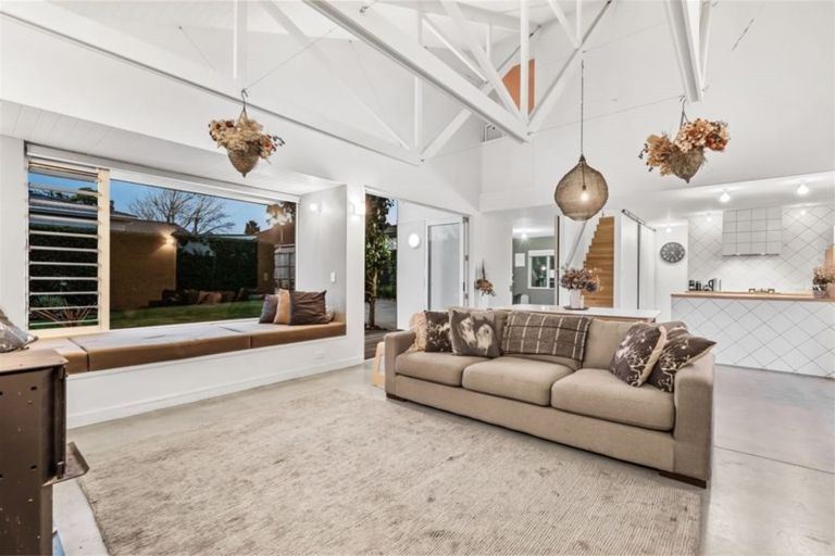 Photo of property in 49a Oranga Avenue, Onehunga, Auckland, 1061