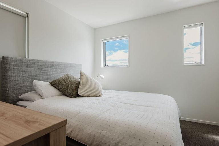Photo of property in 28 Earlsworth Road, Mangere East, Auckland, 2024