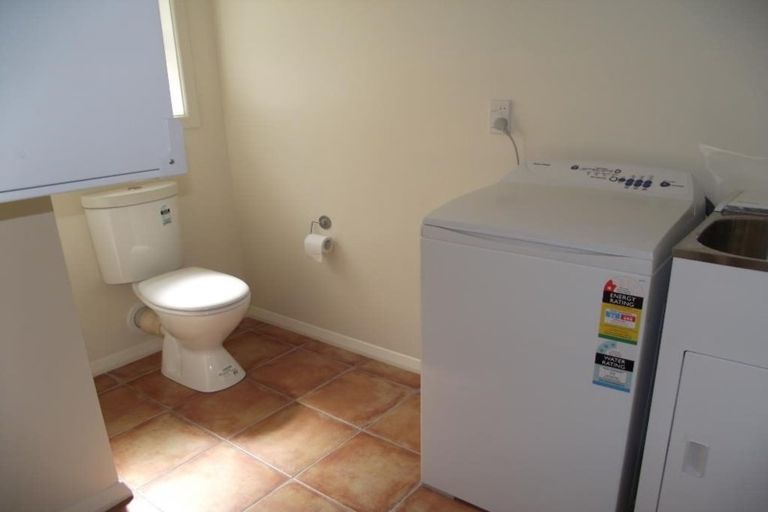 Photo of property in 388 The Esplanade, Island Bay, Wellington, 6023