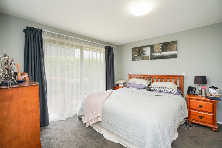 Photo of property in 19 Dallard Way, Waikiwi, Invercargill, 9810