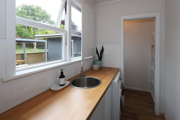 Photo of property in 184 Kawaha Point Road, Kawaha Point, Rotorua, 3010